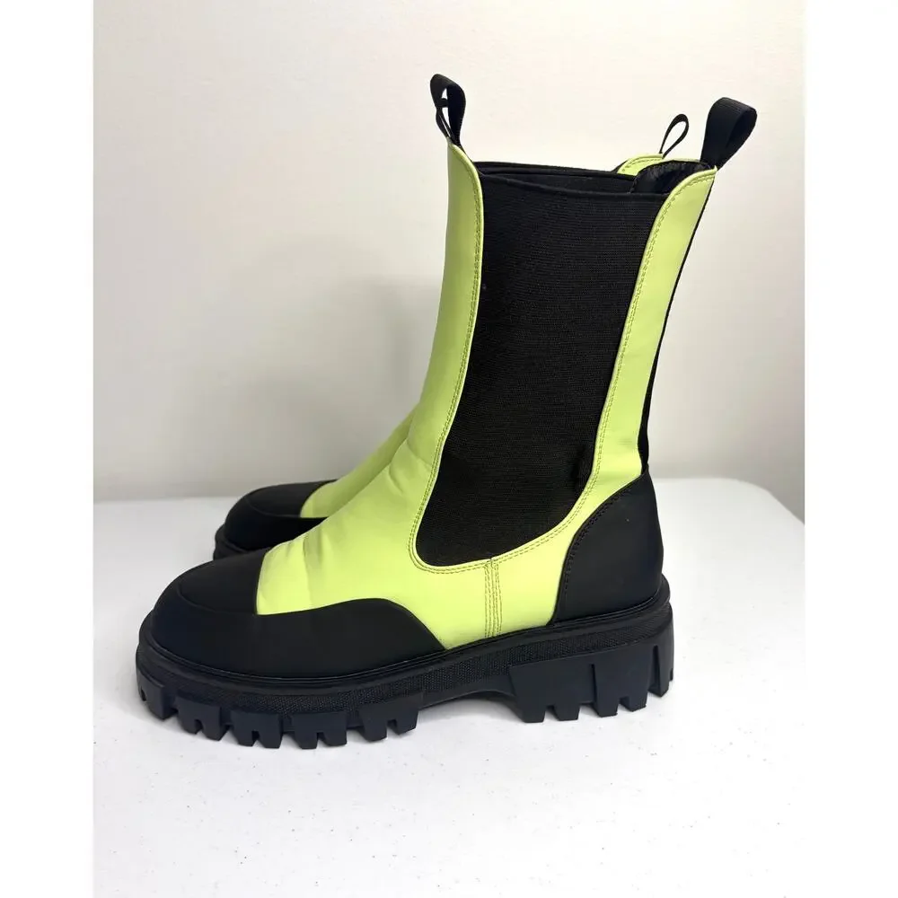 Azalea Wang good preowned